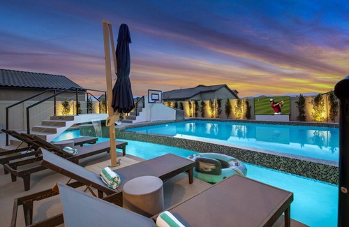 Coachella House | Clost to Festivals, Golf, Sunshine, and more!