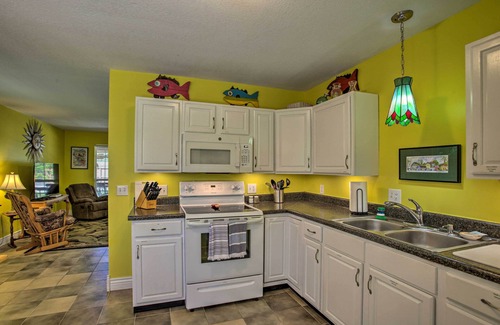 Waveland House | 'Cloud 9 On The Coast' < 1 Mi to Beach!