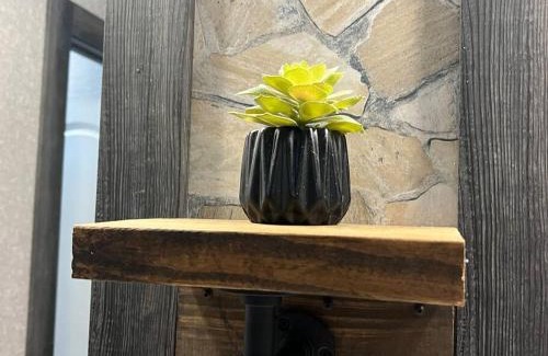 Strawn House | Cloverleaf Crossing