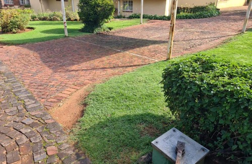 Greater Johannesburg Metropolitan Area Bed & Breakfast | Clown Guest House