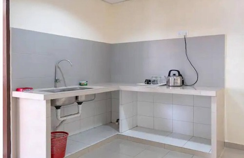 Central Seberang Perai Hotel | CLP perai rest house