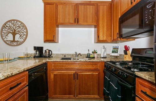 La Quinta Apartment | CLR111 Upstairs One Bedroom Casa Near Old Town LQ