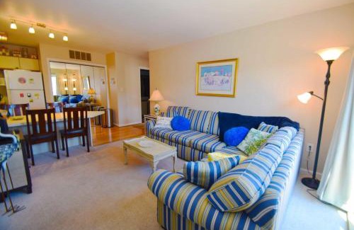 North Ocean City Apartment | Club Ocean Villas II 19 condo