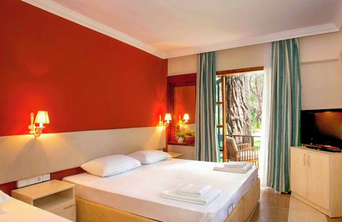 Tekirova Hotel | Club Pinara Beach