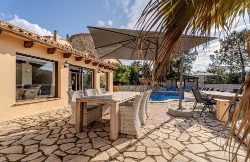 Lloret de Mar Villa | Club Villamar - Nirwana