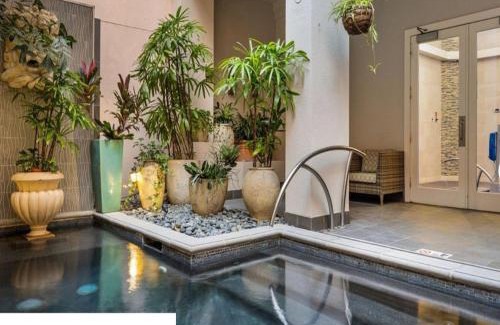 Central Business District Resort | Club Wyndham La Belle Maison