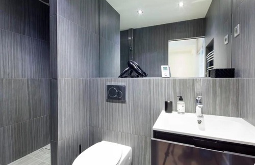 Saint-Gervais Apartment | CMG Saint Paul / Rivoli V