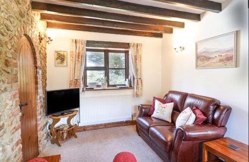 Colyton House | Coach Cottage