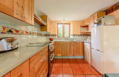 Pentrefelin House | Coach House Cottage - Three Bedroom House, Sleeps 5