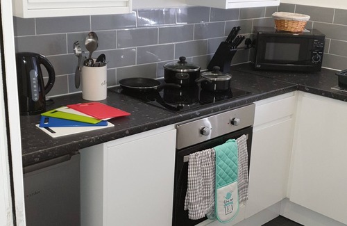 South Shore Apartment | Coast by Coast Accommodation Station Road