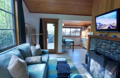 Manzanita Hotel | Coast Cabins