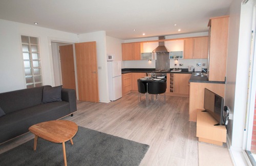 Llanelli Apartment | Coastal Apartments - Wales (Ground Floor)