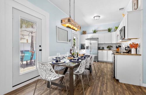Clearwater Beach House | Coastal Beach Retreat – Steps from the Sand with Private Pool & Spa