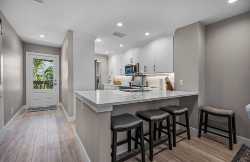Boca Grande Condo | Coastal BG North 82, a spacious 2-bed, 2-bath Boca Grande with stunning Gulf views