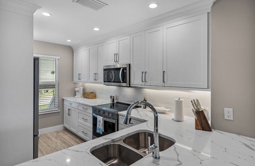Boca Grande Condo | Coastal BG North 82, a spacious 2-bed, 2-bath Boca Grande with stunning Gulf views