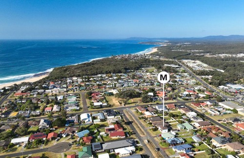 Ulladulla House | Coastal Breeze - 67 Burrill Street