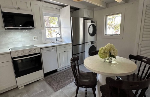 Southern Coast Cottage | Coastal Charm 2 Bedroom Beach Cottage~Steps 7 Miles of Sandy Beach Kinney Shores