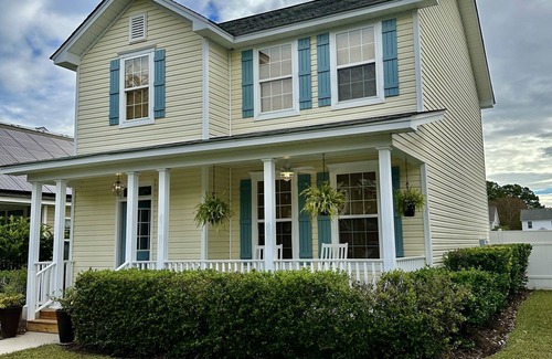 Old Town Bluffton House | Coastal Charm - Bluffton Retreat