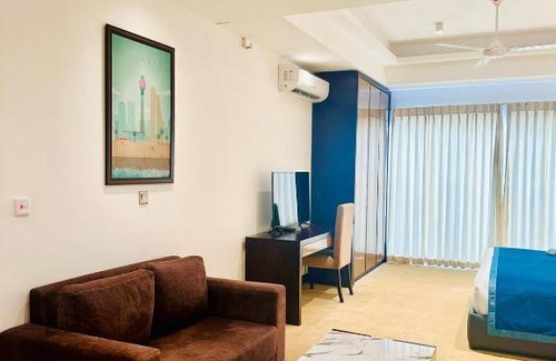 Negombo Apartment | Coastal Comfort by Ocean Breeze