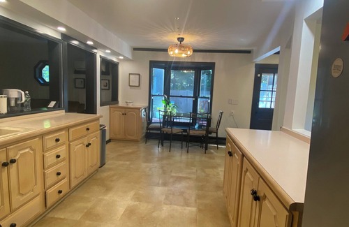 Fort Salonga House | Coastal Comfort in Northport - 4 Bedroom House