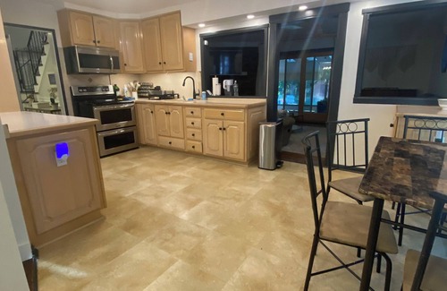 Fort Salonga House | Coastal Comfort in Northport - 4 Bedroom House