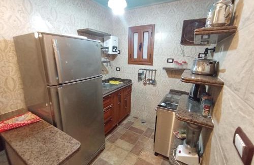 Al-Muntazah Apartment | Coastal Comforts Free Wi-Fi