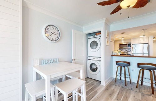 Myrtle Beach Condo | Coastal condo with ocean views, indoor/outdoor pools, W/D, & AC
