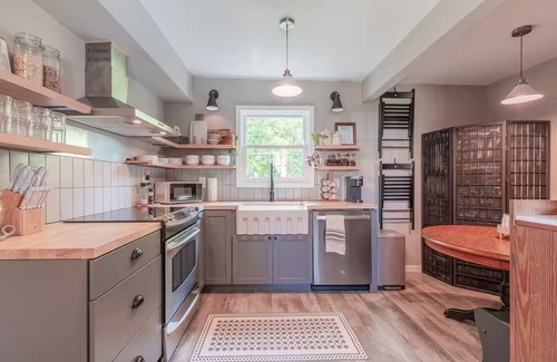 Villas Cottage | Coastal Cowgirl Cottage, By Bay, close to Cape May