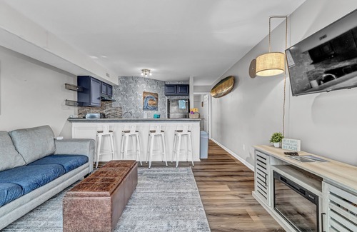 North Carolina Coast Condo | Coastal Cozy Condo: Pet Friendly! Steps to Beach, Perfect for Relaxing Getaways!