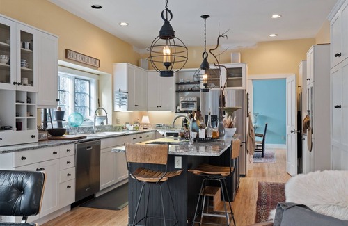 Cape Elizabeth House | Coastal Elegance: Luxurious Ocean View Retreat in Cape Elizabeth, Maine