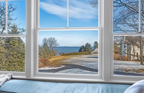 Cape Elizabeth House | Coastal Elegance: Luxurious Ocean View Retreat in Cape Elizabeth, Maine