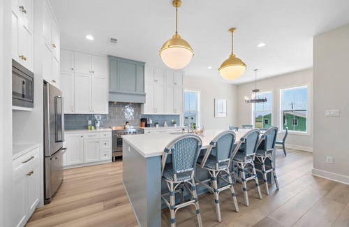 Galveston House | Coastal Gem in Sea Isle, Steps to Beach