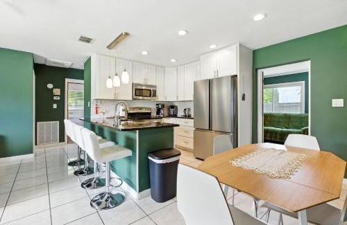 Seminole House | Coastal Getaway