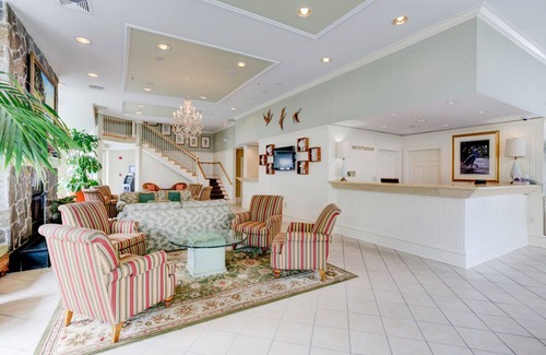 Northeast Virginia Beach Resort | Coastal Getaway! Relax on the Beach, Short Drive to Aquarium, Waterpark, Golf