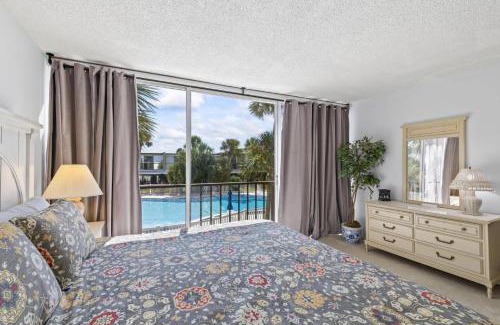 Ormond Beach House | Coastal Haven Condo - Ormond Beach - Beach Access - Pool
