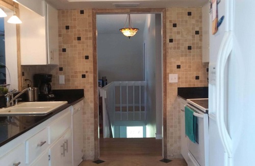 Memphis House | Coastal Paradise w/heated pool, clean and comfy, centrally located