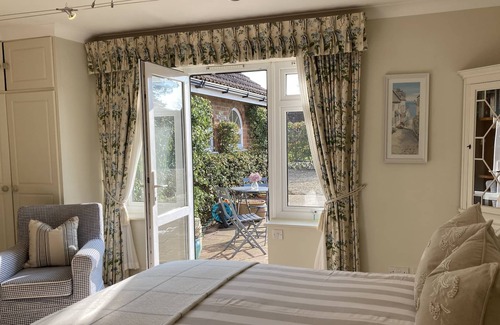 Brancaster Staithe Apartment | Coastal retreat for two in Brancaster Staithe. Walking distance to harbour/pubs.