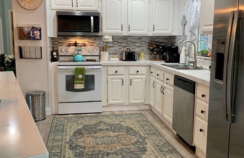 Naples Condo | Coastal vibes, privacy and laid back location in beautiful East Naples