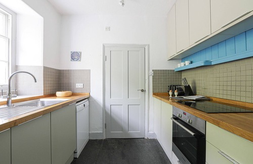 Portloe Cottage | Coastguard Cottage - set in an elevated position with fabulous views overlooking Portloe