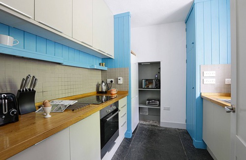 Portloe Cottage | Coastguard Cottage - set in an elevated position with fabulous views overlooking Portloe
