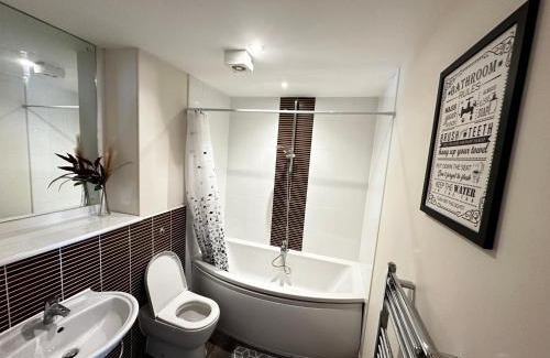 Castle Apartment | Coastline APT Nearby the Beach