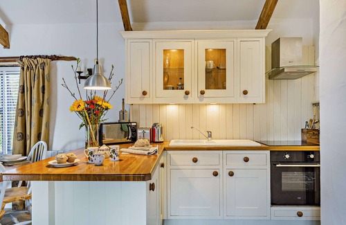 Bodmin House | Cobble Retreat - One Bedroom House, Sleeps 2