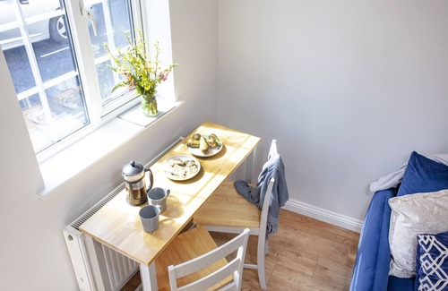 Sidmouth Cottage | Cobblers Cottage - a traditional cottage just moments from the seafront