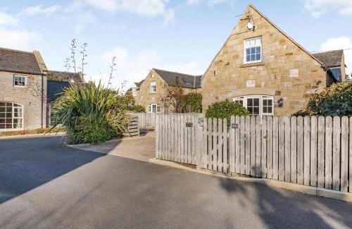 North Sunderland House | Cobblestone Cottage