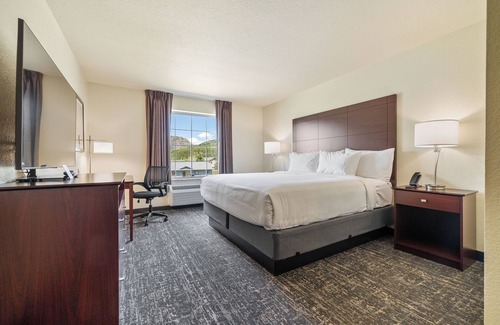 Alpine Hotel | Cobblestone Hotel & Suites - Alpine