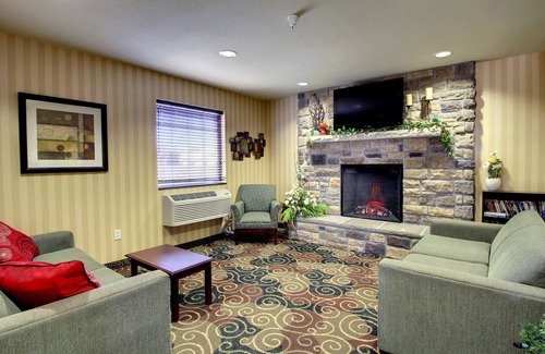 Wayne Hotel | Cobblestone Hotel & Suites - Wayne