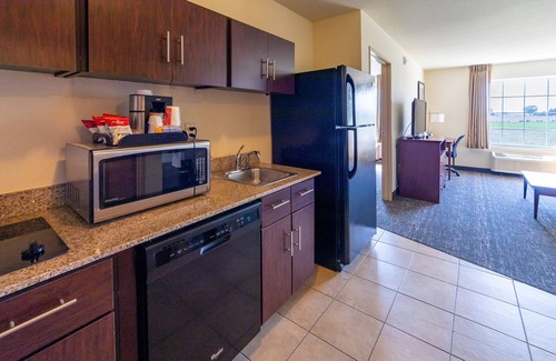 Eaton Hotel | Cobblestone Inn & Suites - Eaton