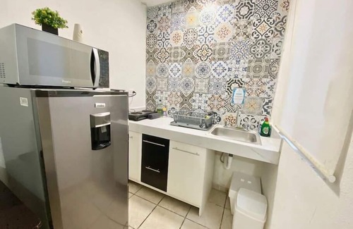 Downtown Cancun Apartment | ♥Coco 6♥ Studio 1 bedroom, Wi-Fi, A/C and rooftop