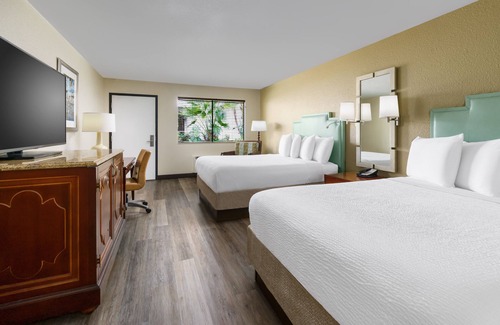 Southwest Orlando Hotel | CoCo Key Hotel and Water Resort