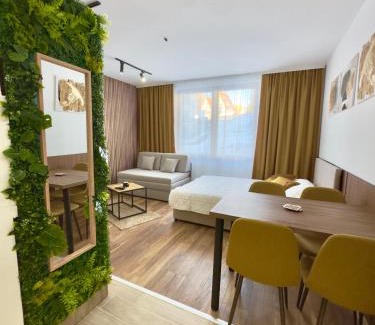Lisina Apartment | Coco Kop studio